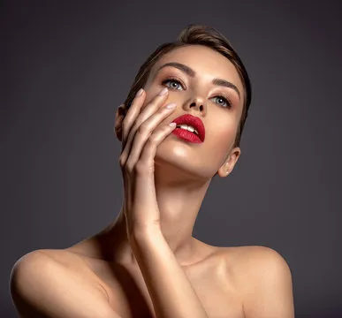 影响者-内容创作者